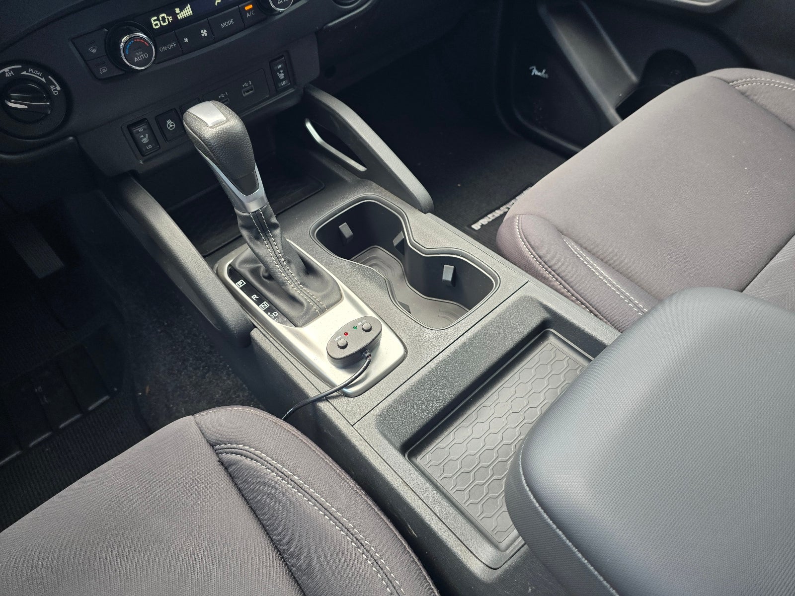 2024 Nissan Frontier SV HARDBODY