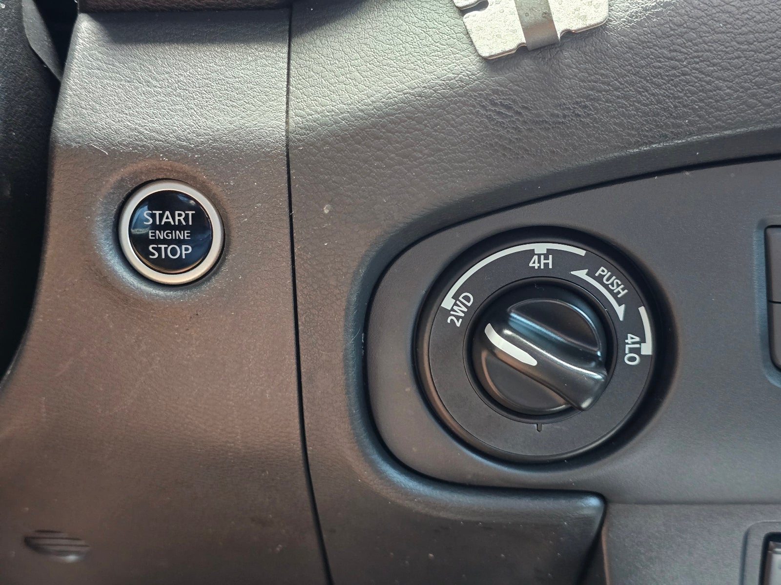 2024 Nissan Frontier SV HARDBODY
