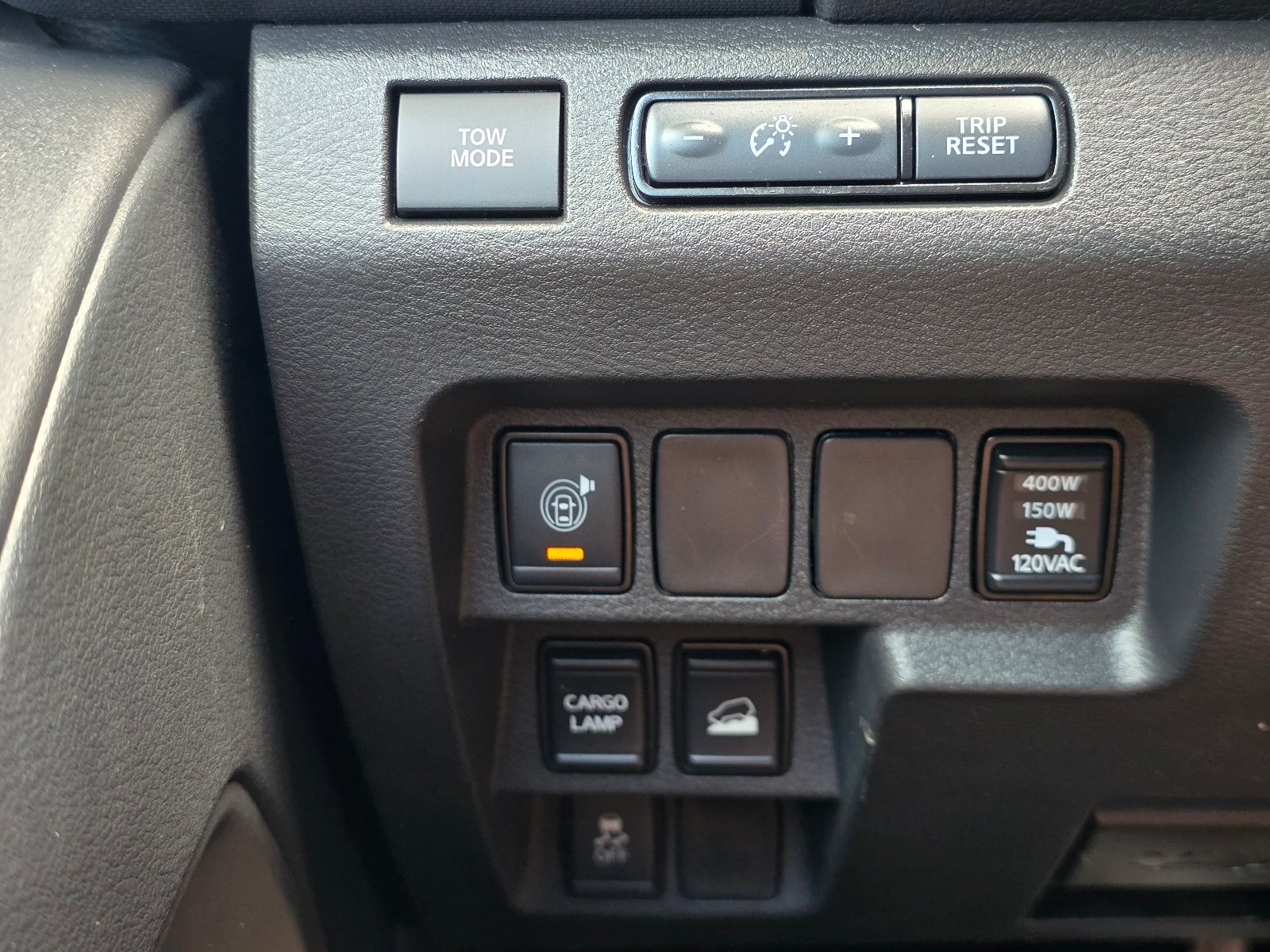 2024 Nissan Frontier SV HARDBODY