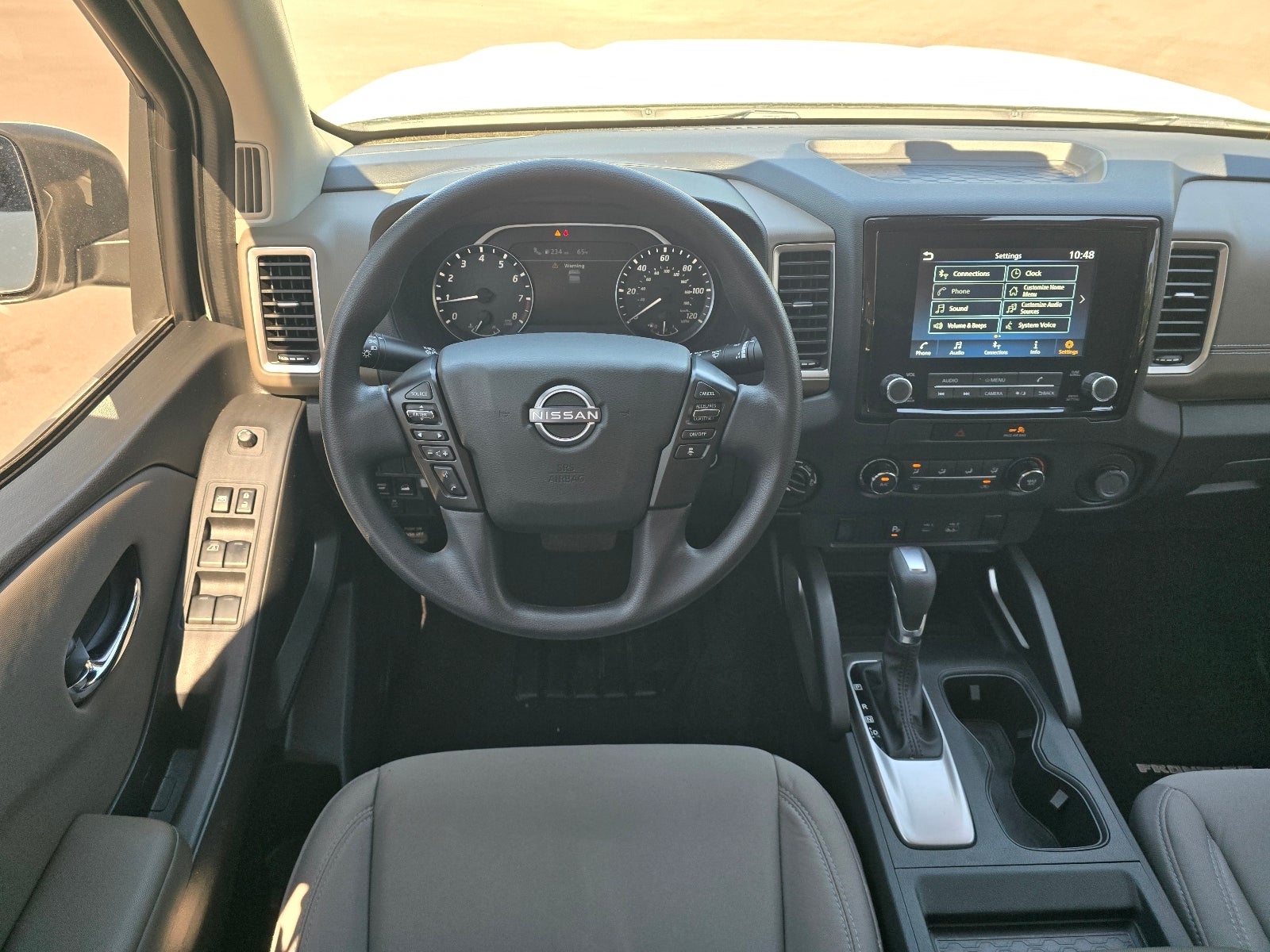 2023 Nissan Frontier SV