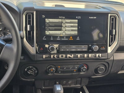 2025 Nissan Frontier SV