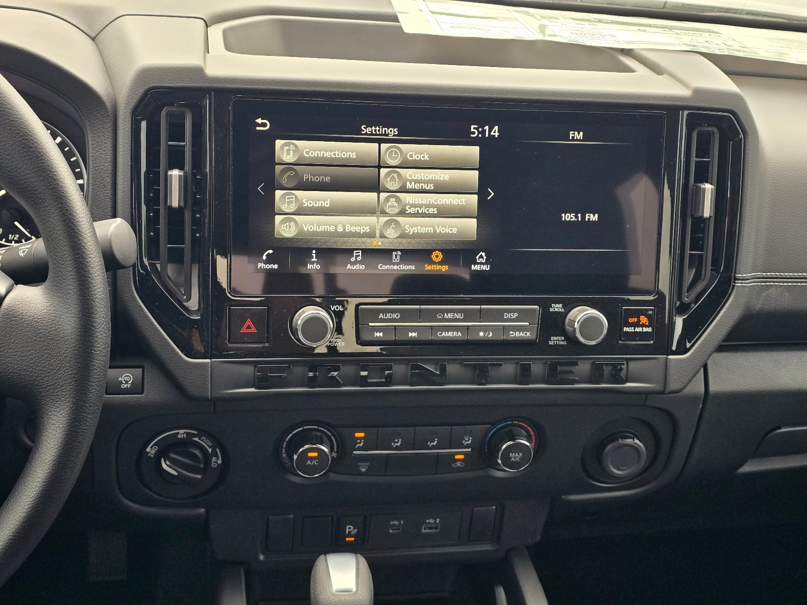 2026 Nissan Frontier SV