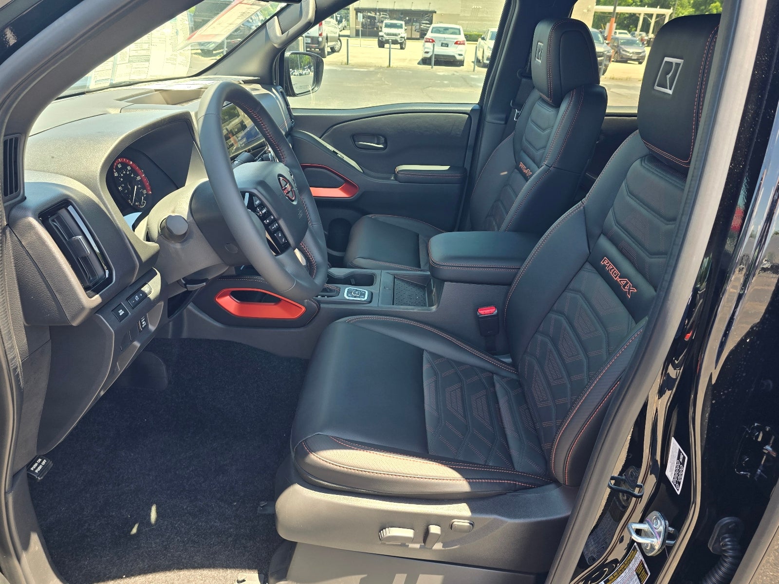 2026 Nissan Frontier PRO-4X w/R Package