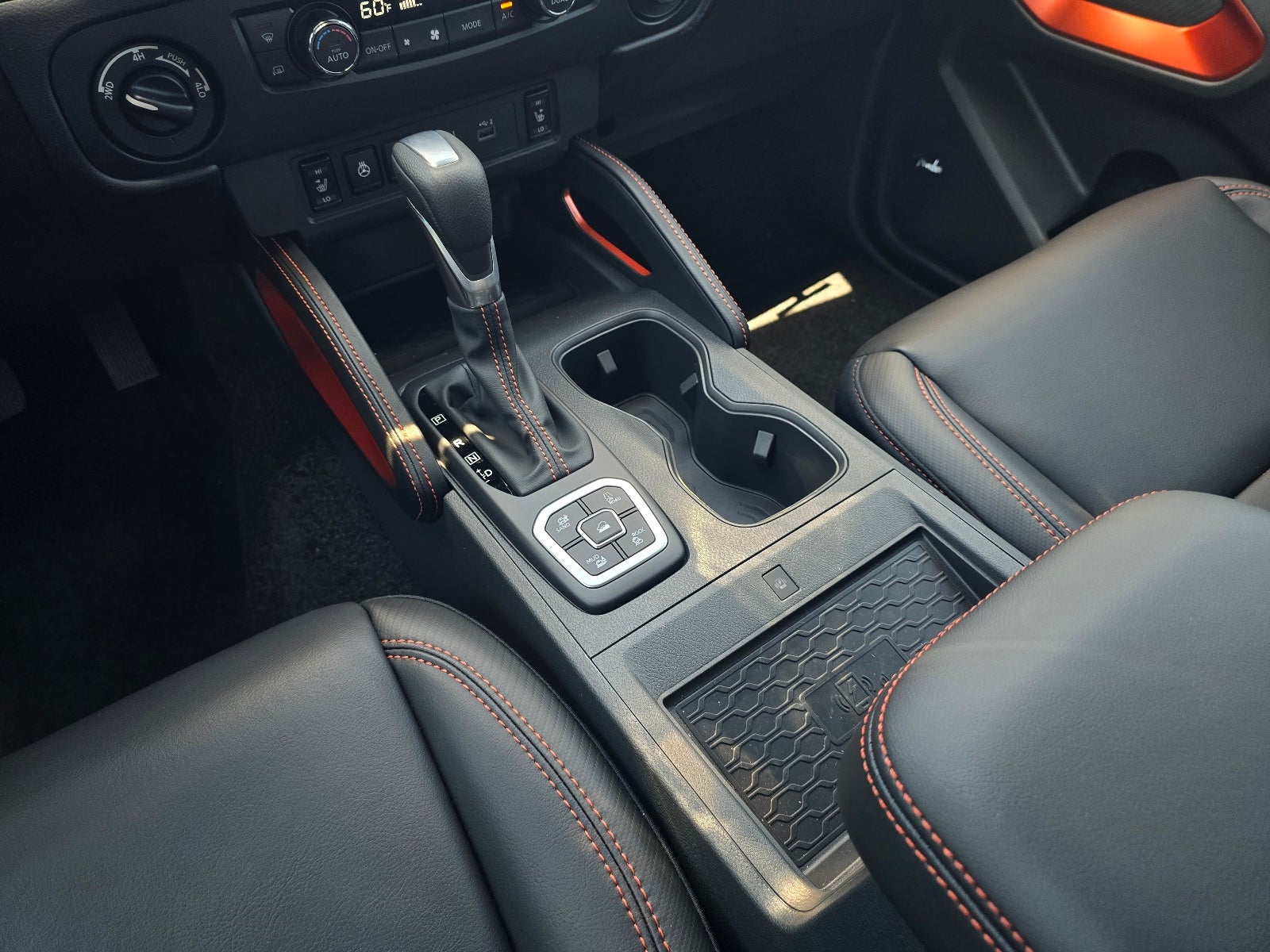 2026 Nissan Frontier PRO-4X w/R Package