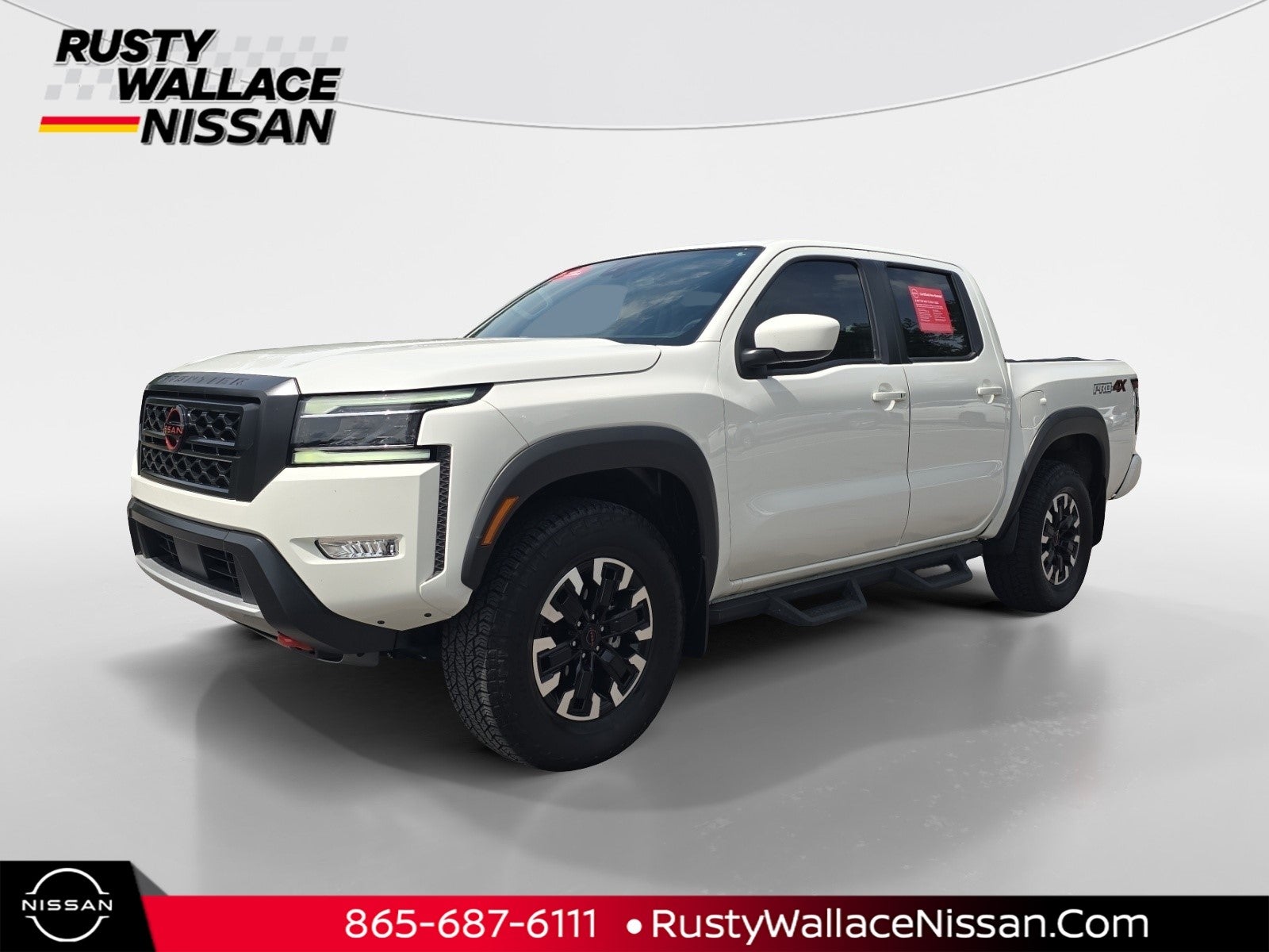 2024 Nissan Frontier PRO-4X Crew Cab 4X4's photo