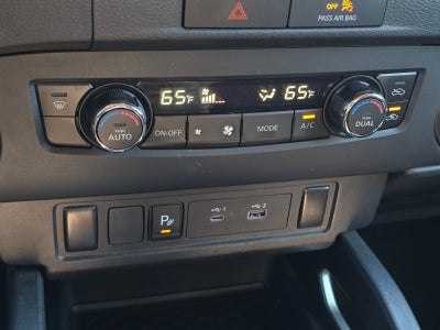 2022 Nissan Frontier SV