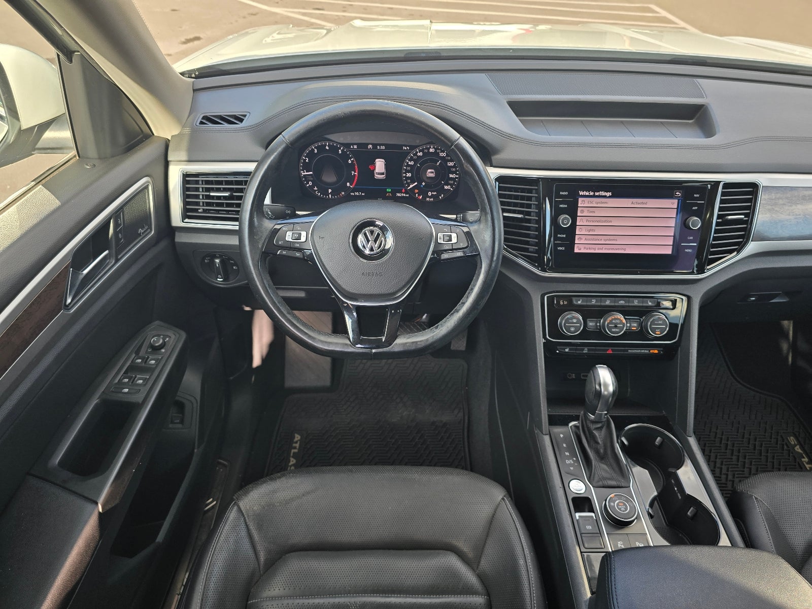 2018 Volkswagen Atlas 3.6L V6 SEL Premium