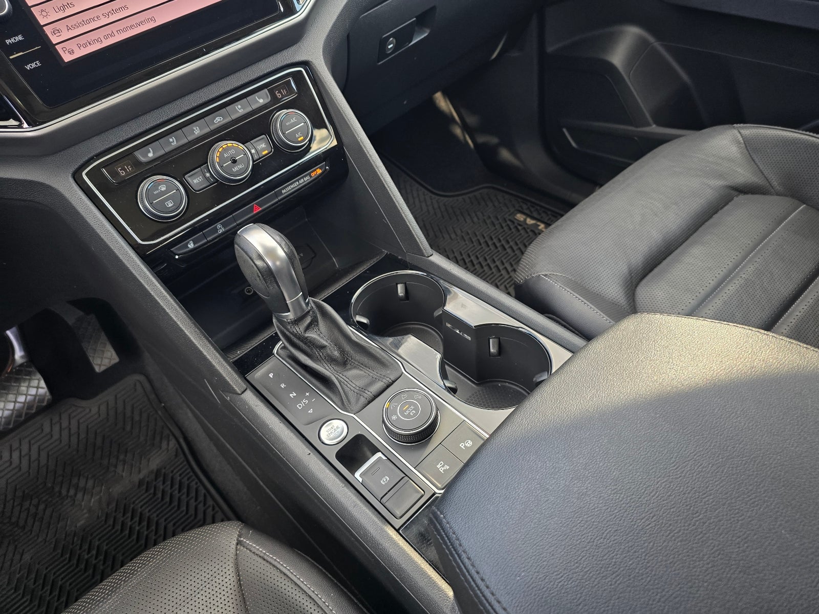 2018 Volkswagen Atlas 3.6L V6 SEL Premium