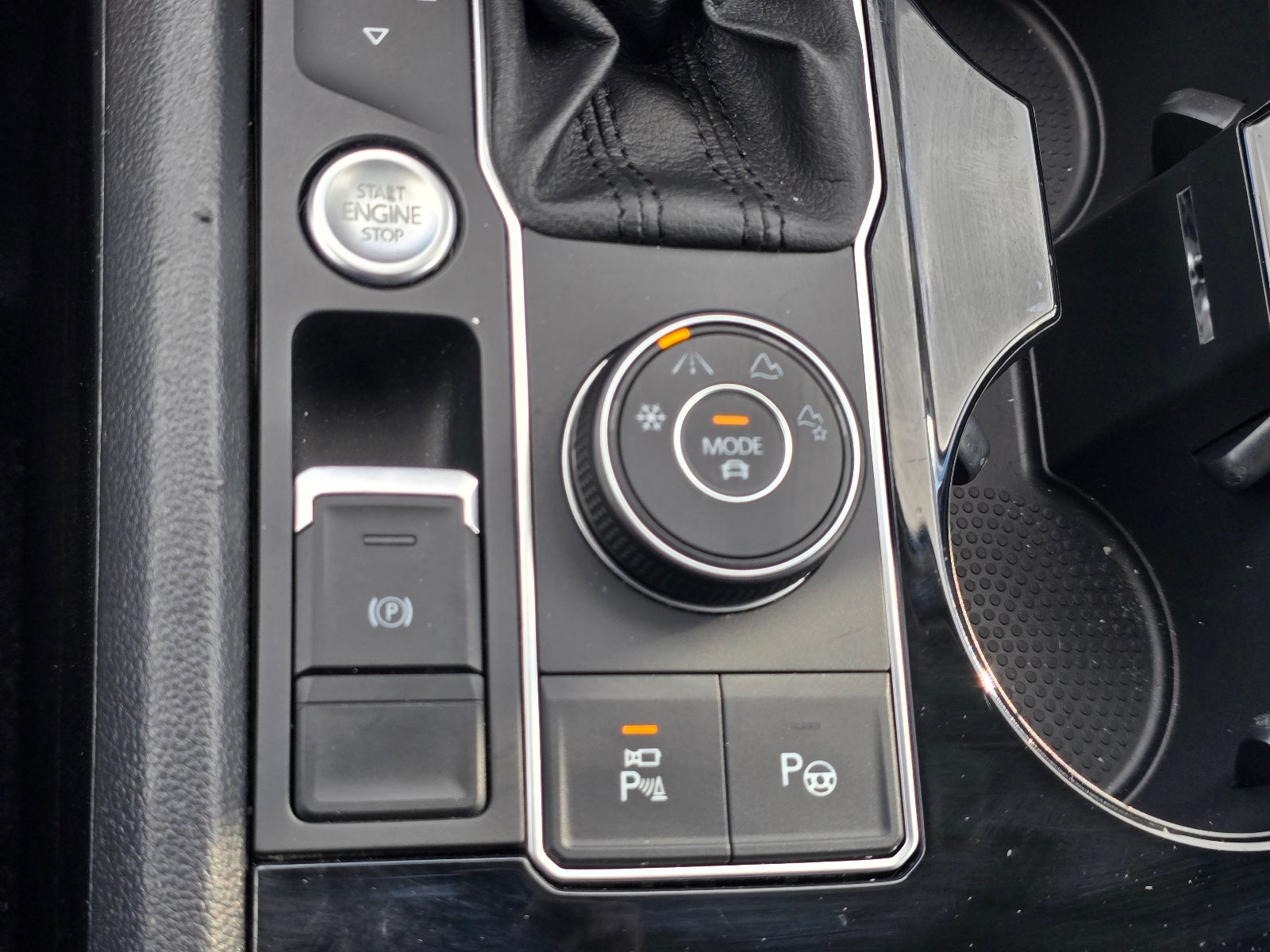 2018 Volkswagen Atlas 3.6L V6 SEL Premium