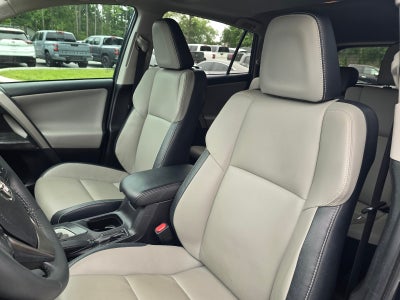 2017 Toyota RAV4 Platinum