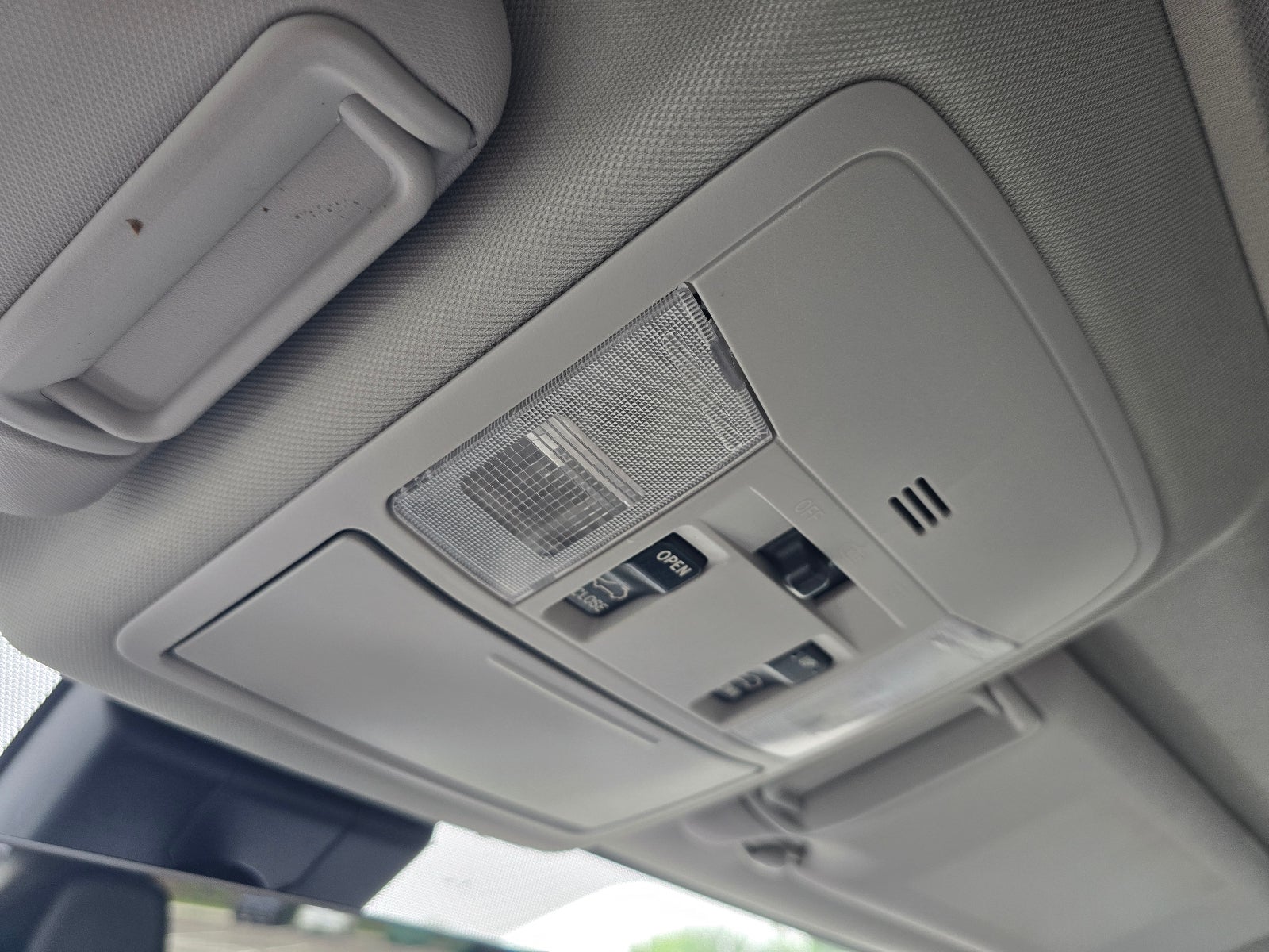 2017 Toyota RAV4 Platinum