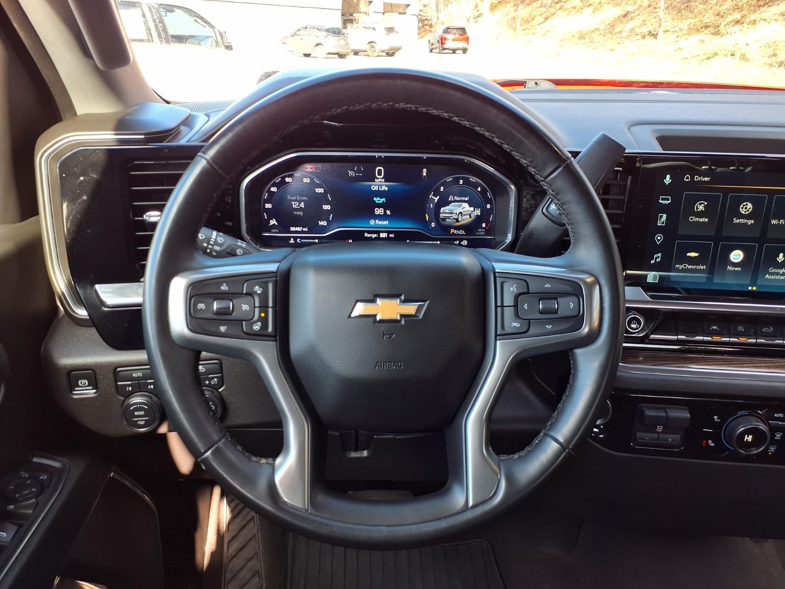 2025 Chevrolet Silverado LT