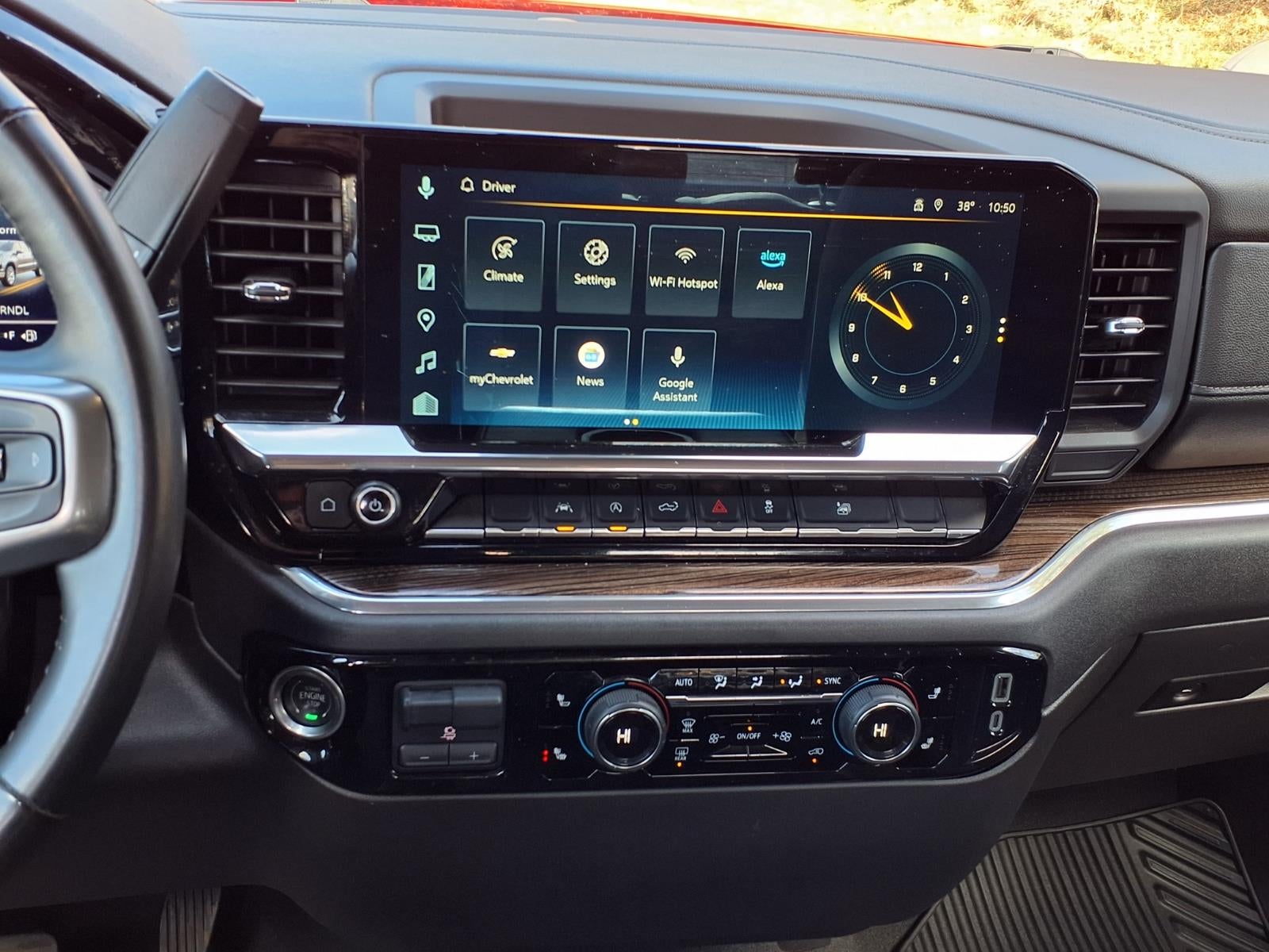 2025 Chevrolet Silverado LT