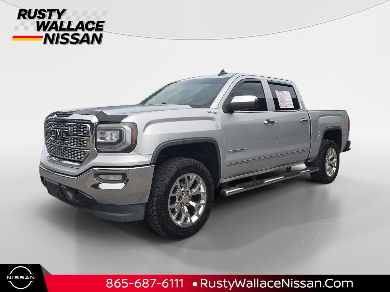 2016 GMC Sierra 4WD Crew Cab Short Box SLT's photo