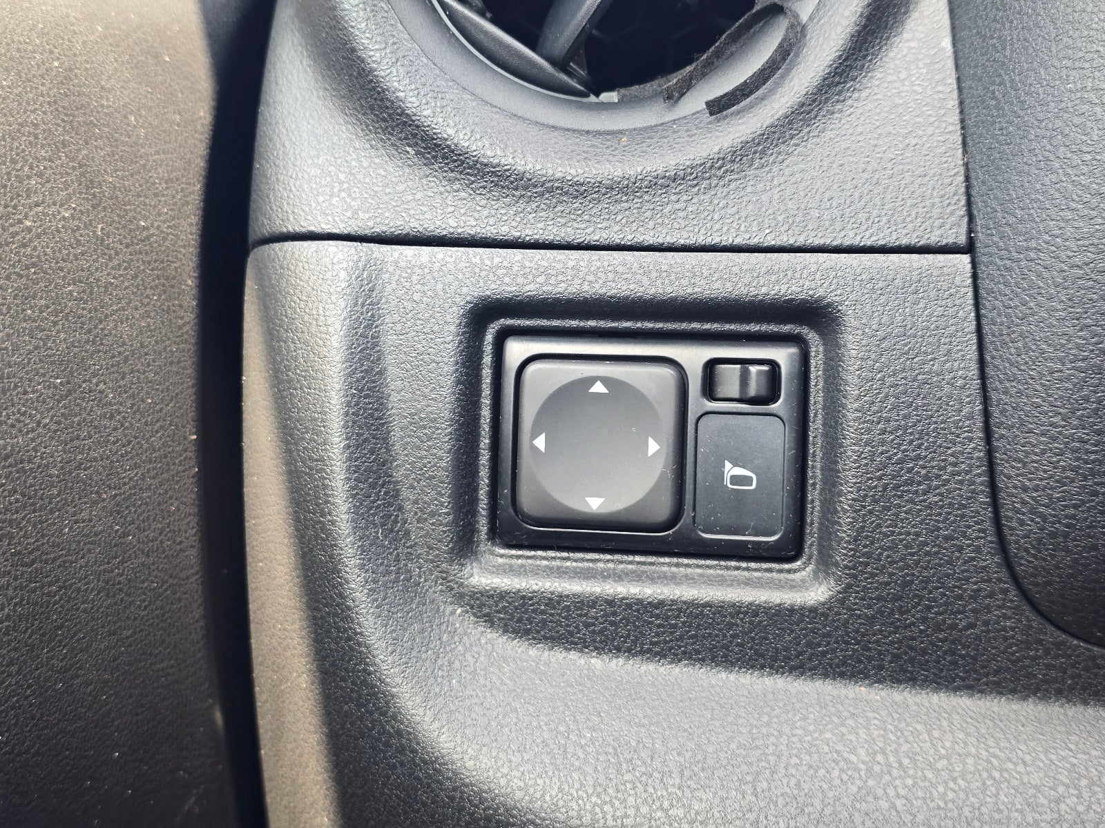 2018 Nissan Versa S