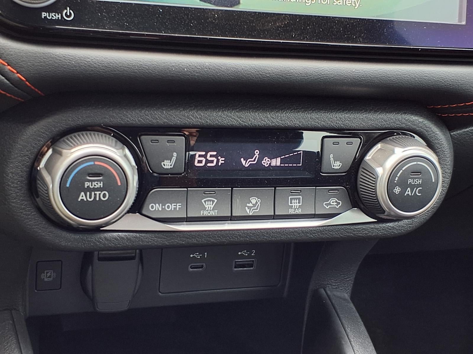 2025 Nissan Versa SR