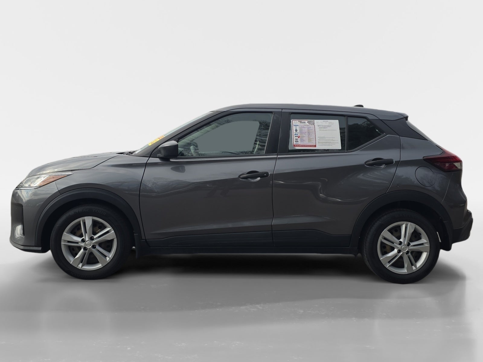 2022 Nissan Kicks S