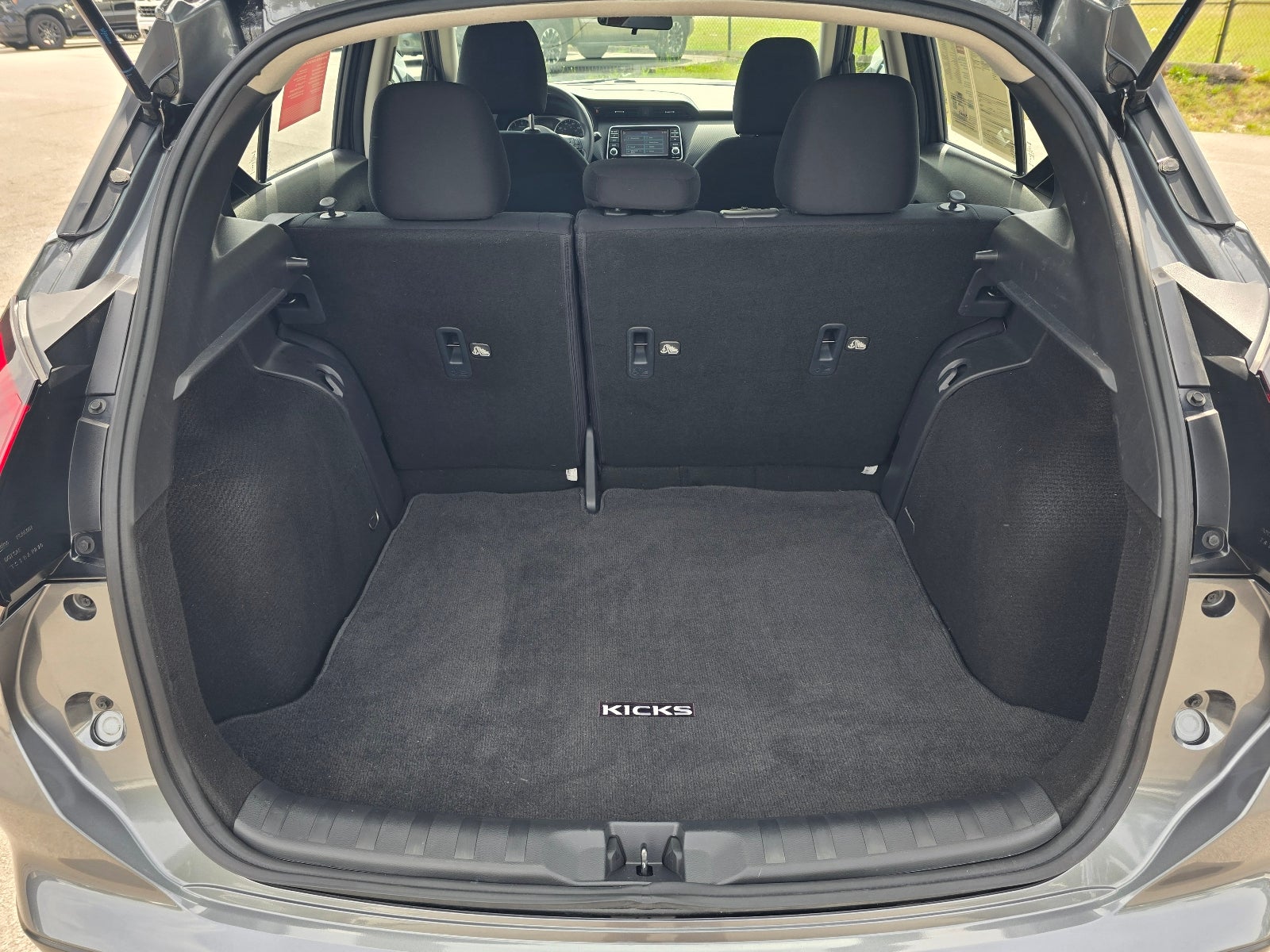 2024 Nissan Kicks S