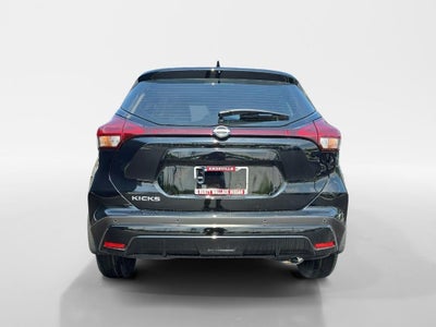 2025 Nissan Kicks Play S
