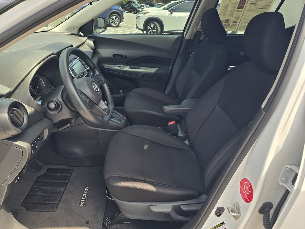 2025 Nissan Kicks Play S