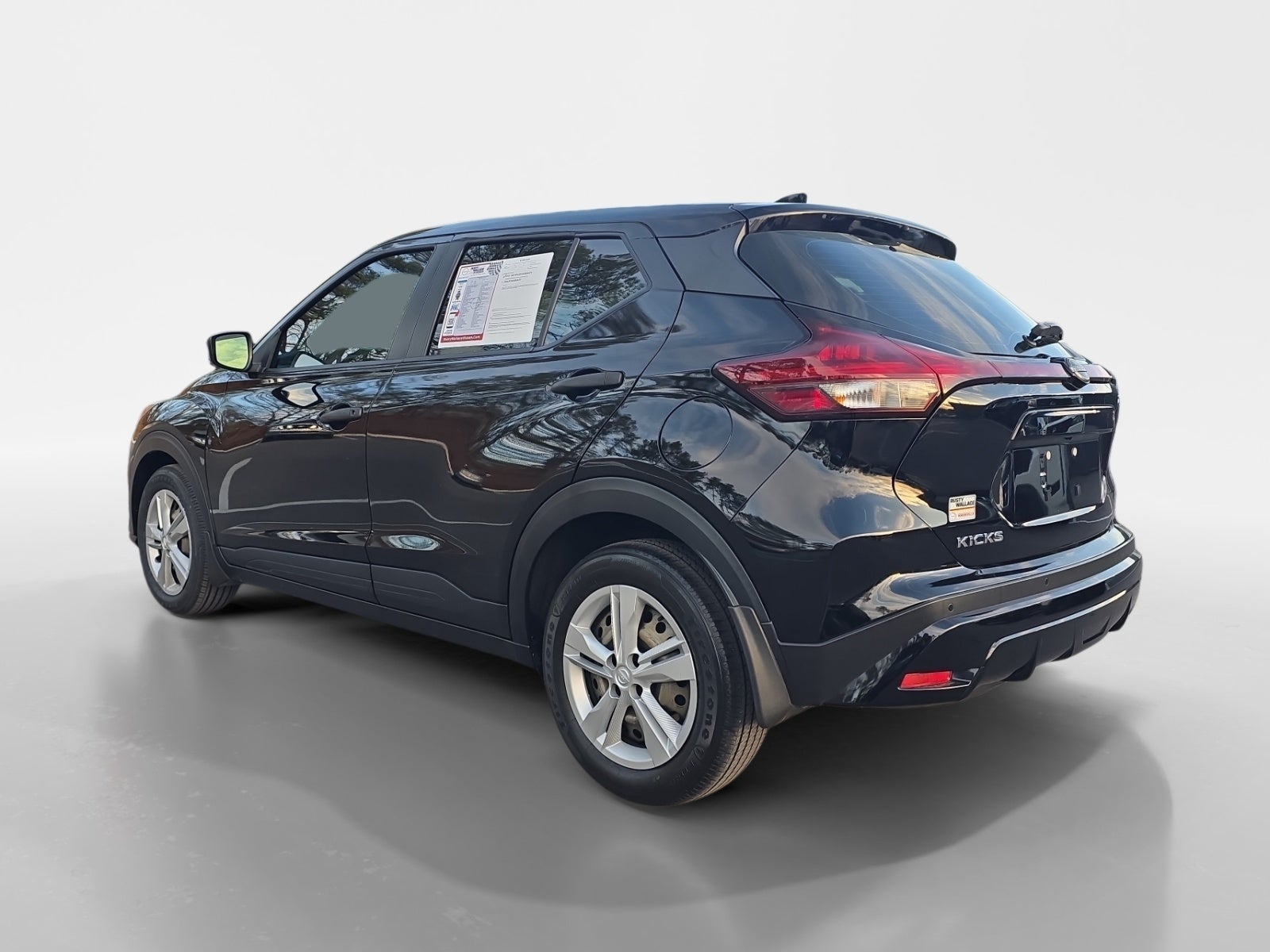2023 Nissan Kicks S