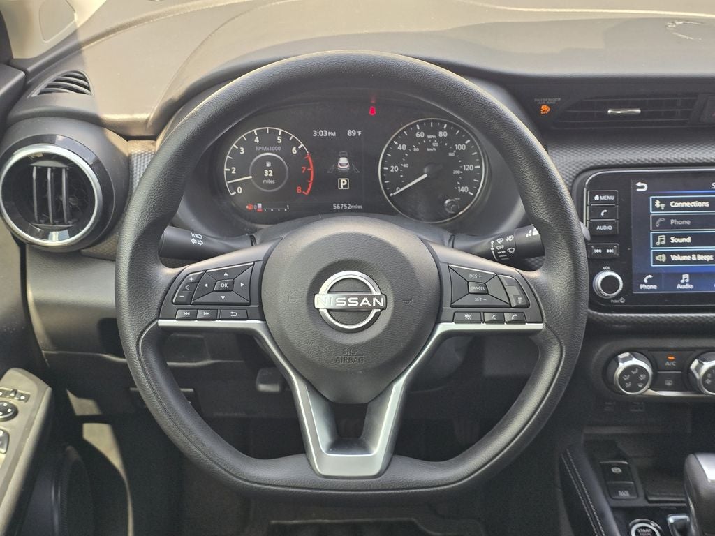 2023 Nissan Kicks SV