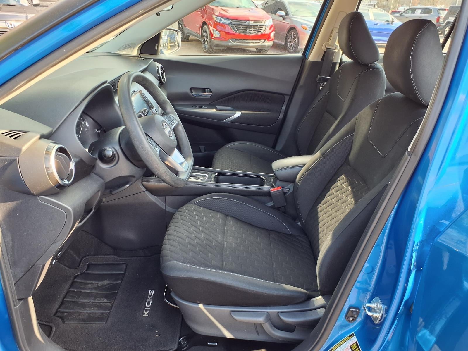 2023 Nissan Kicks SV