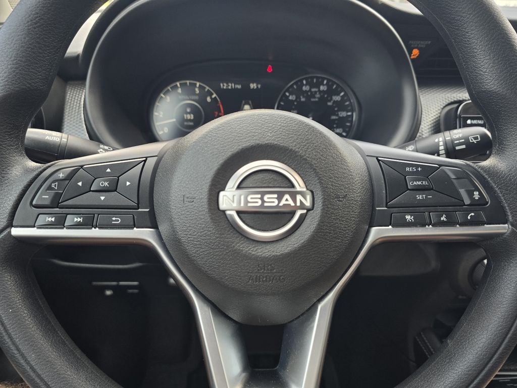 2024 Nissan Kicks SV