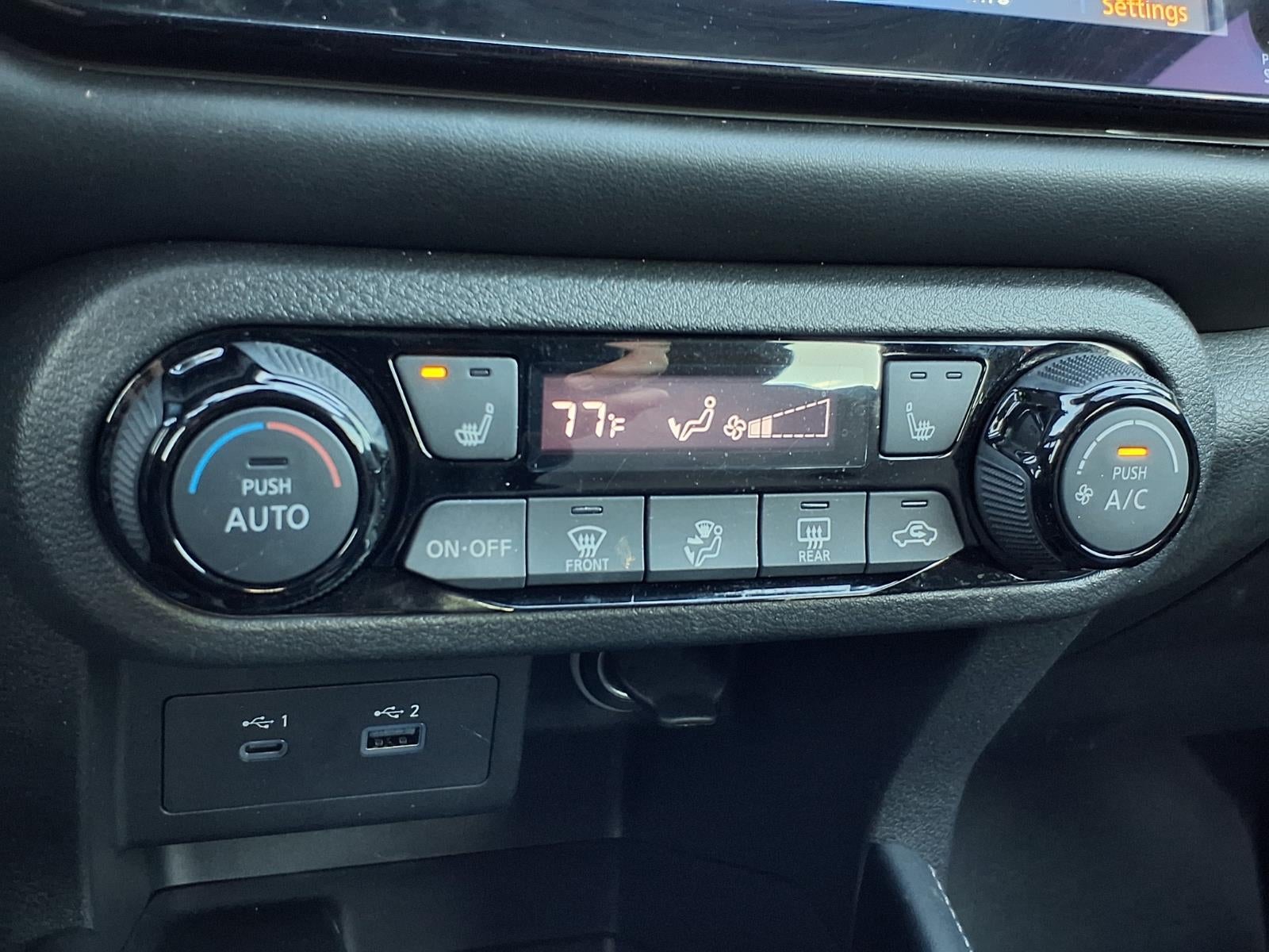 2023 Nissan Kicks SR