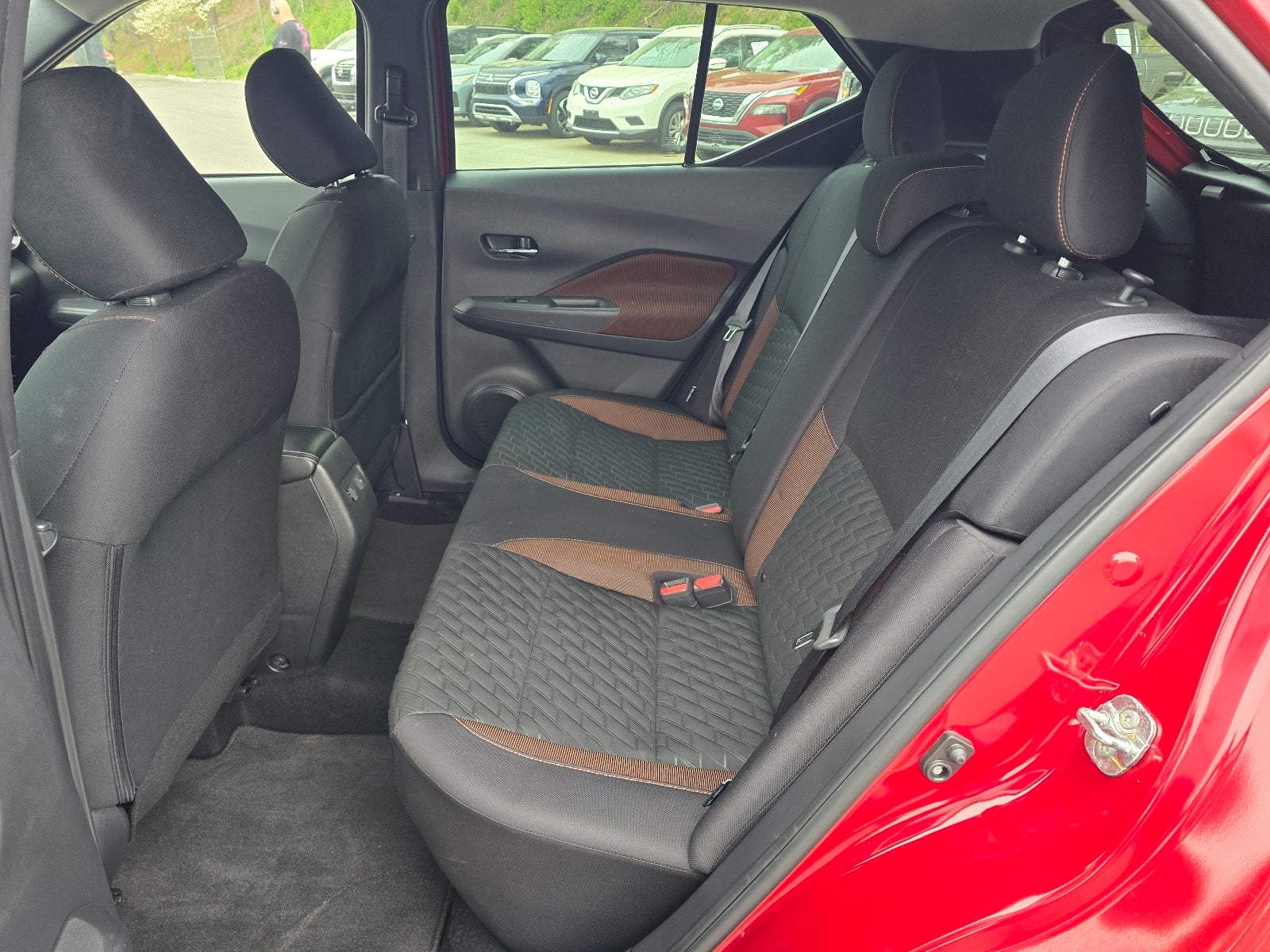 2021 Nissan Kicks SR