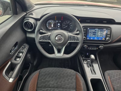 2021 Nissan Kicks SR