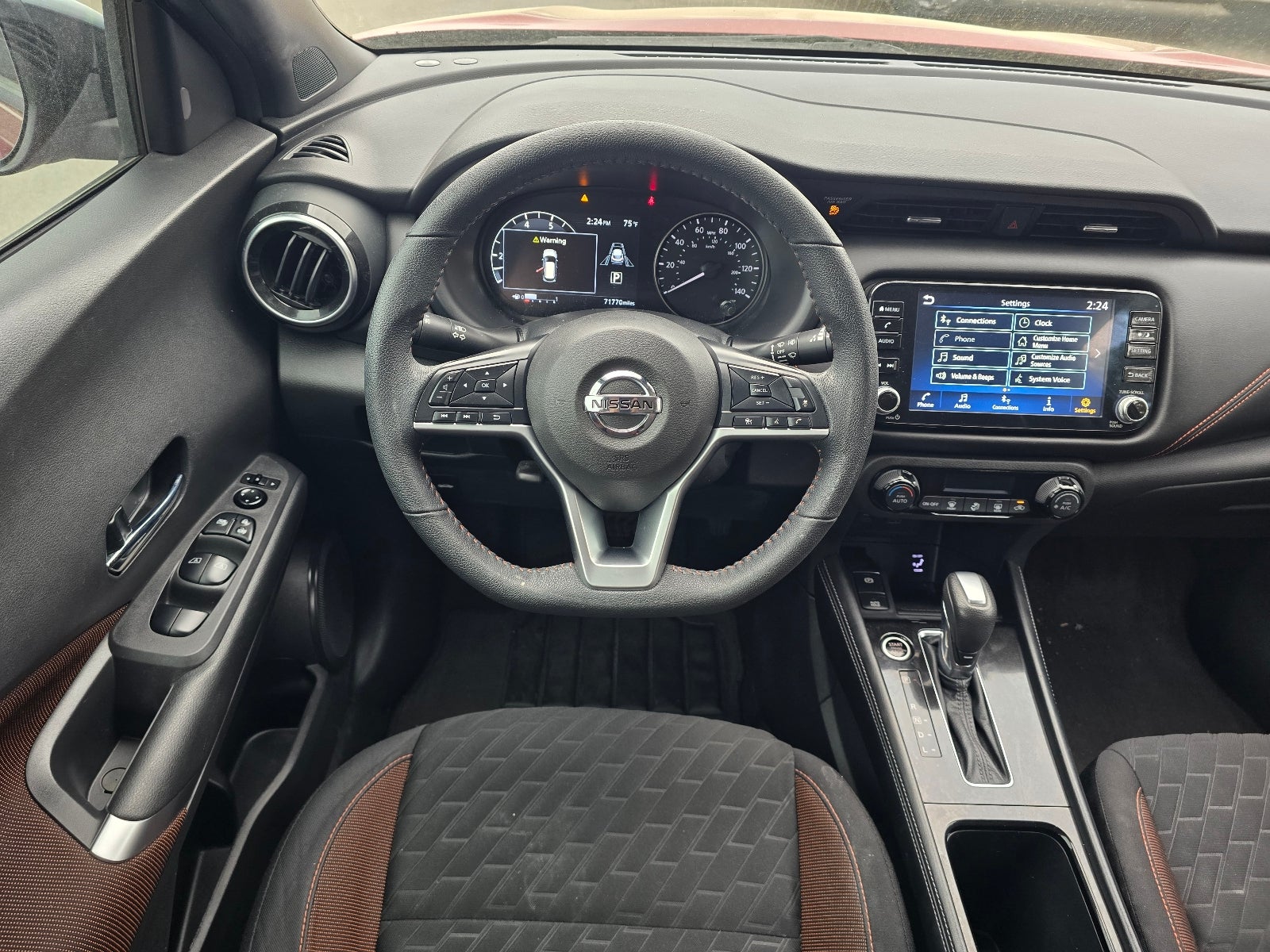 2021 Nissan Kicks SR