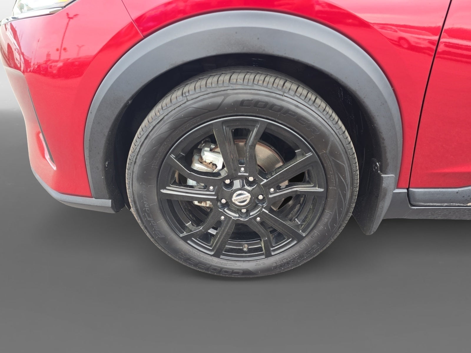 2021 Nissan Kicks SR