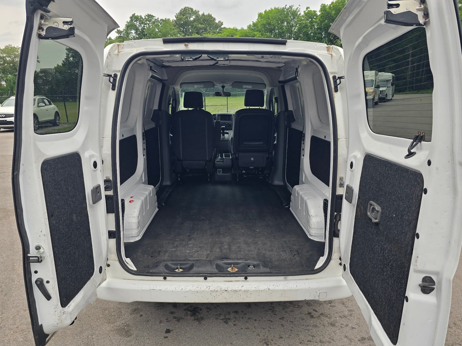 2020 Nissan NV200 SV