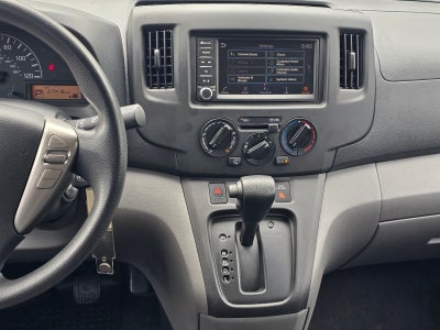 2020 Nissan NV200 SV