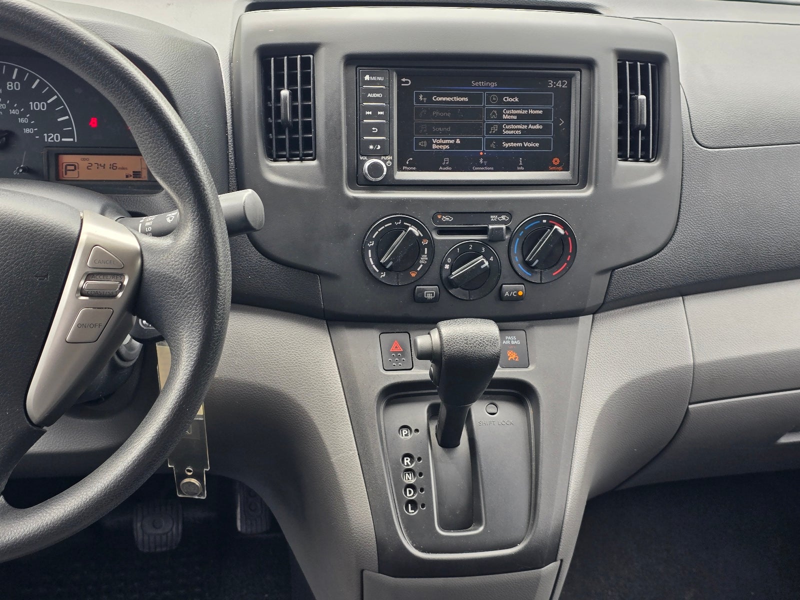 2020 Nissan NV200 SV