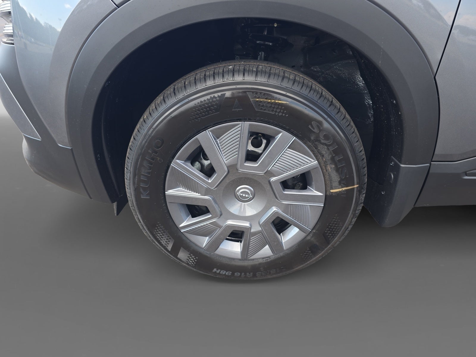 2027 Nissan Kicks S