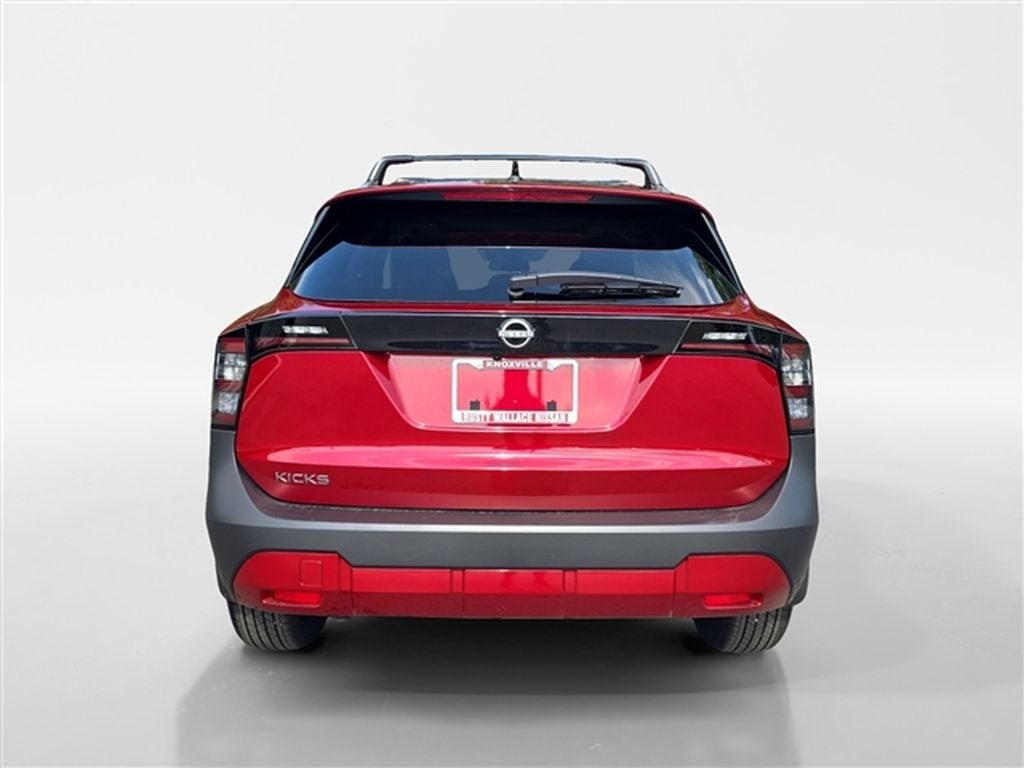 2027 Nissan Kicks SV