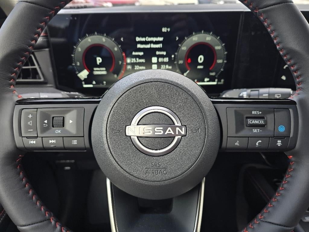 2025 Nissan Kicks SR