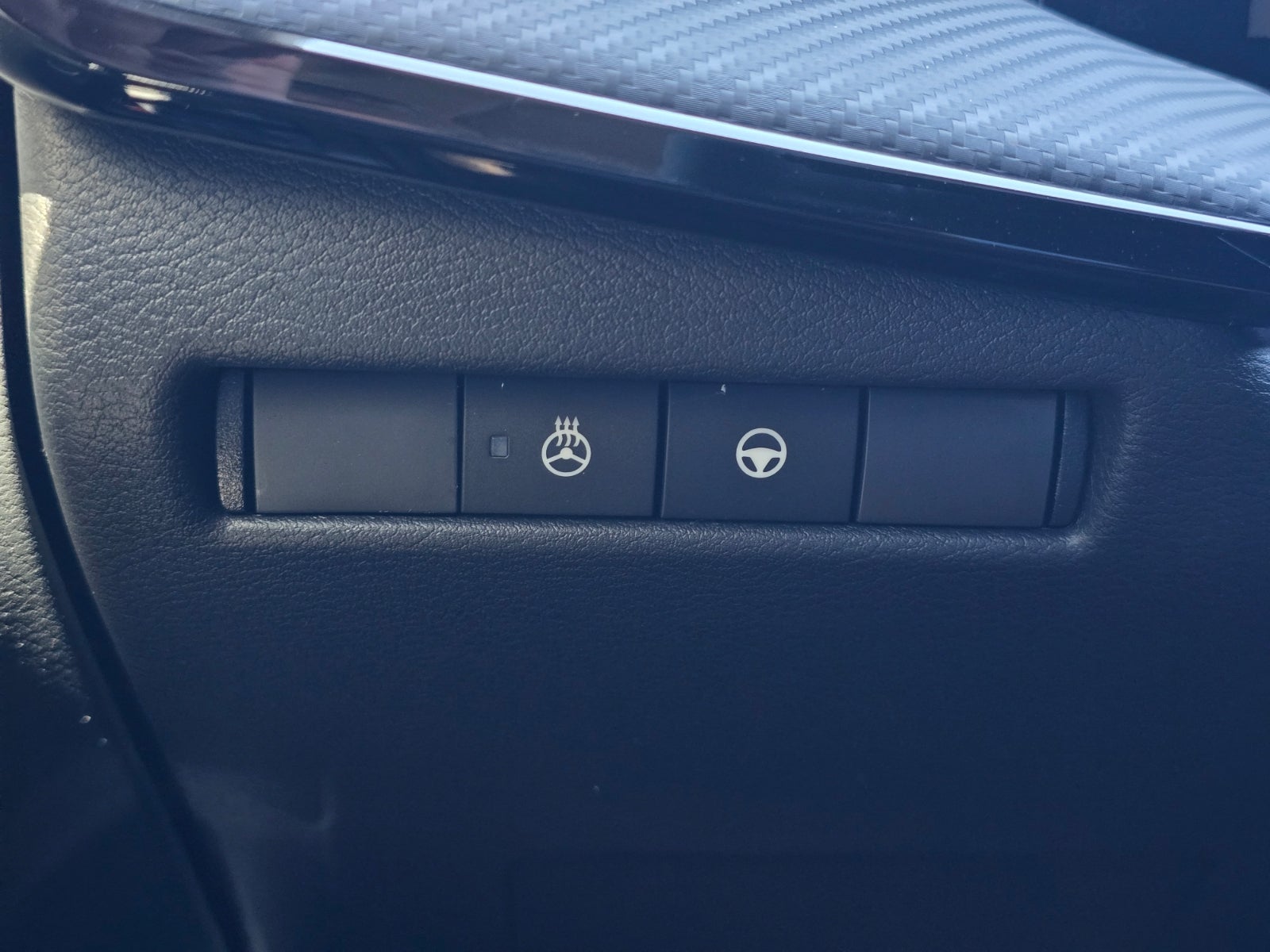 2027 Nissan Kicks SR