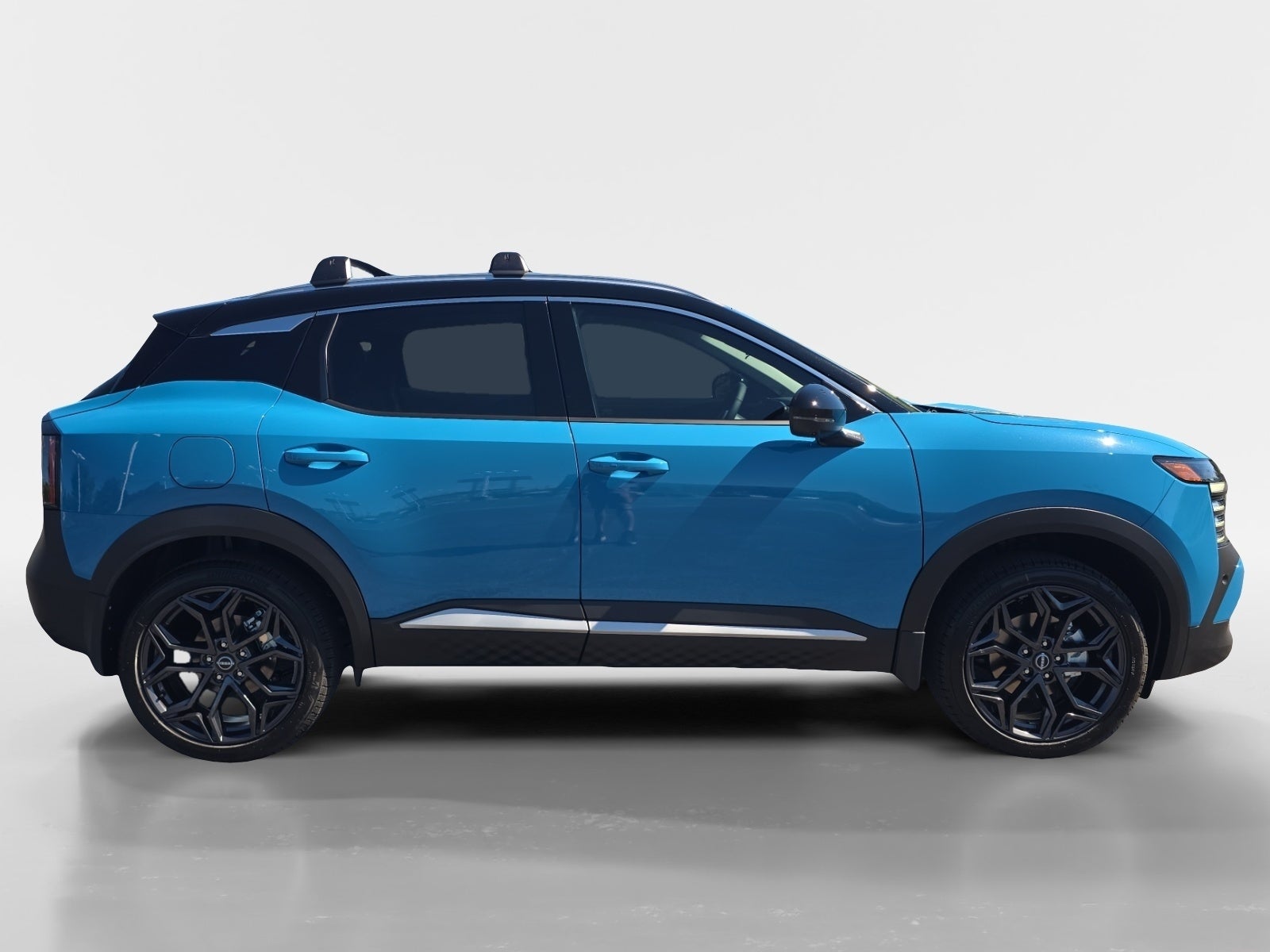 2027 Nissan Kicks SR
