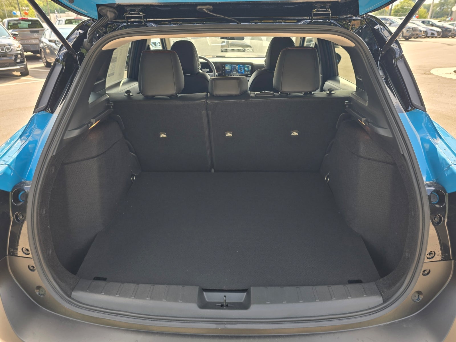 2027 Nissan Kicks SR
