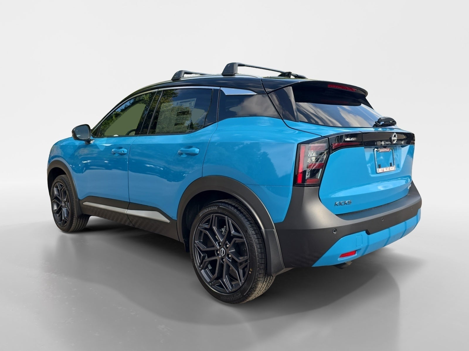 2027 Nissan Kicks SR