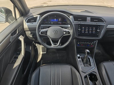2023 Volkswagen Tiguan SE R-Line Black