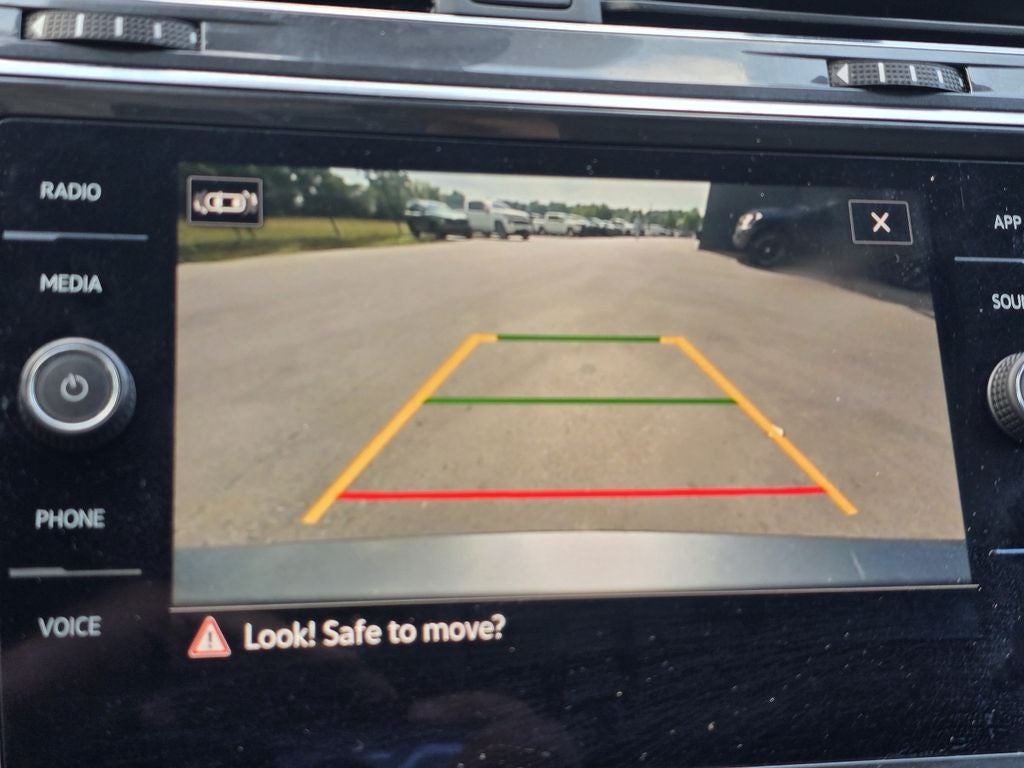 2023 Volkswagen Tiguan SE R-Line Black