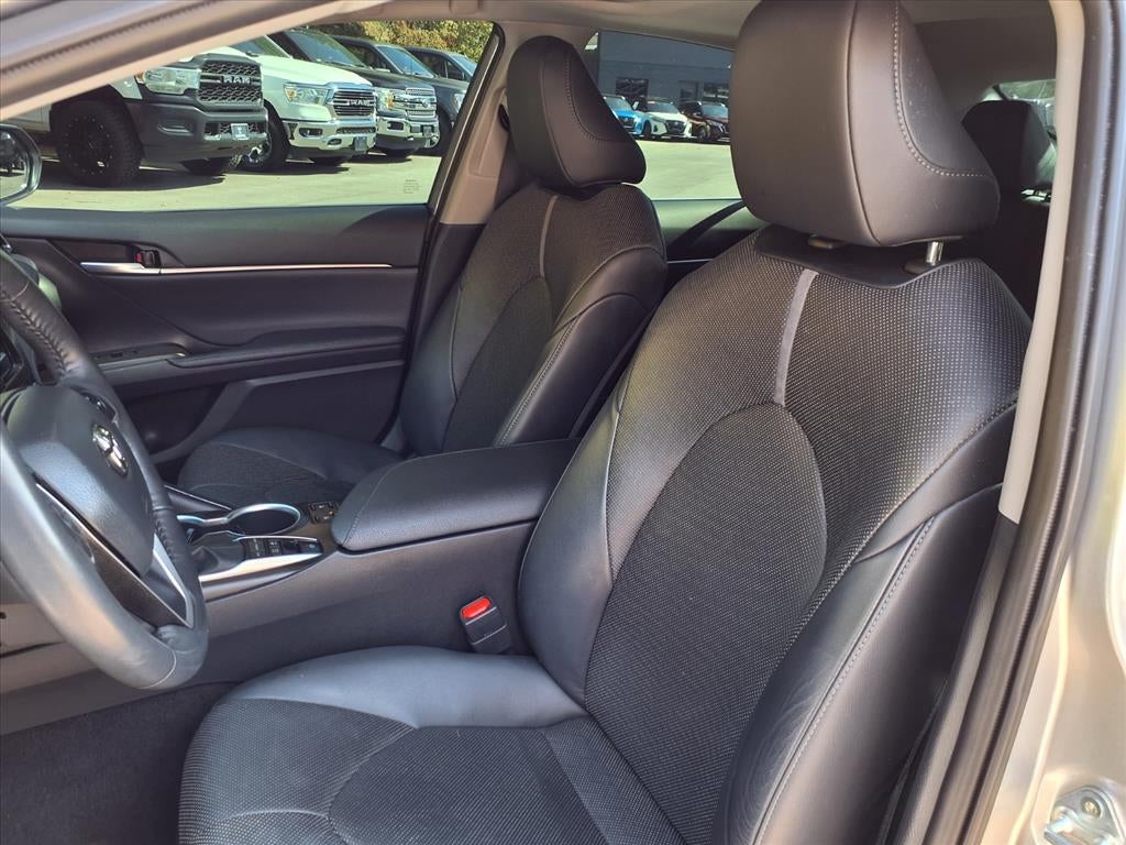 2022 Toyota Camry Hybrid Hybrid XLE