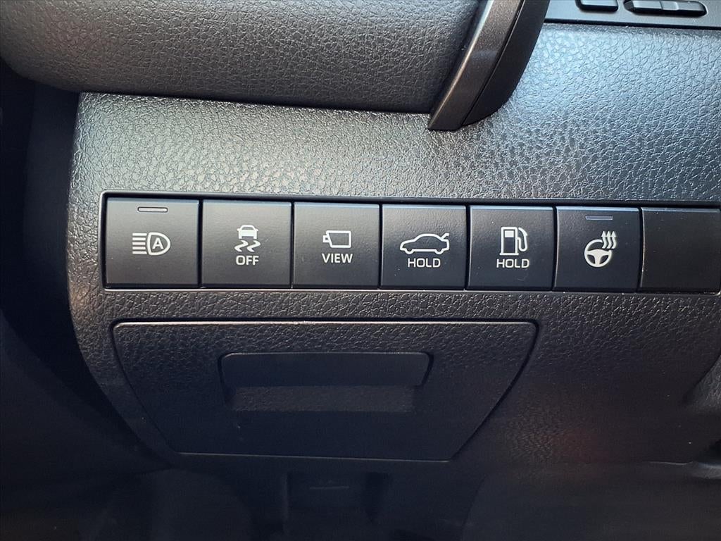 2022 Toyota Camry Hybrid Hybrid XLE