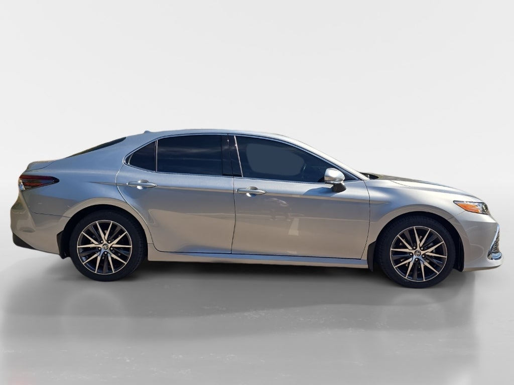 2022 Toyota Camry Hybrid Hybrid XLE