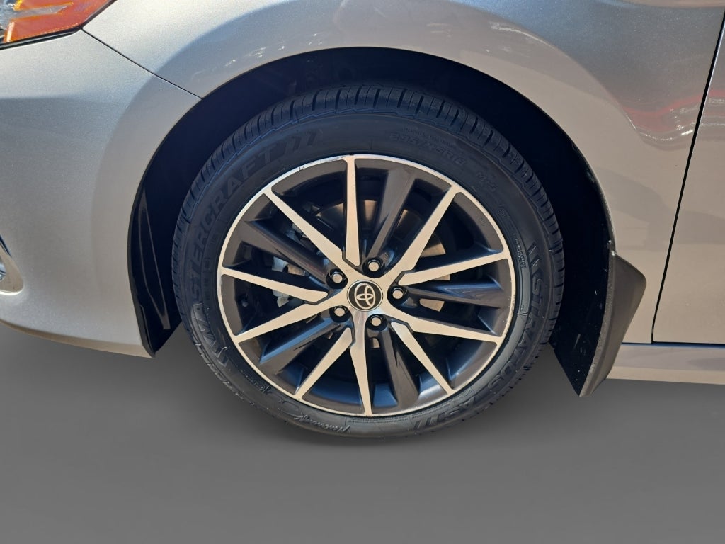 2022 Toyota Camry Hybrid Hybrid XLE