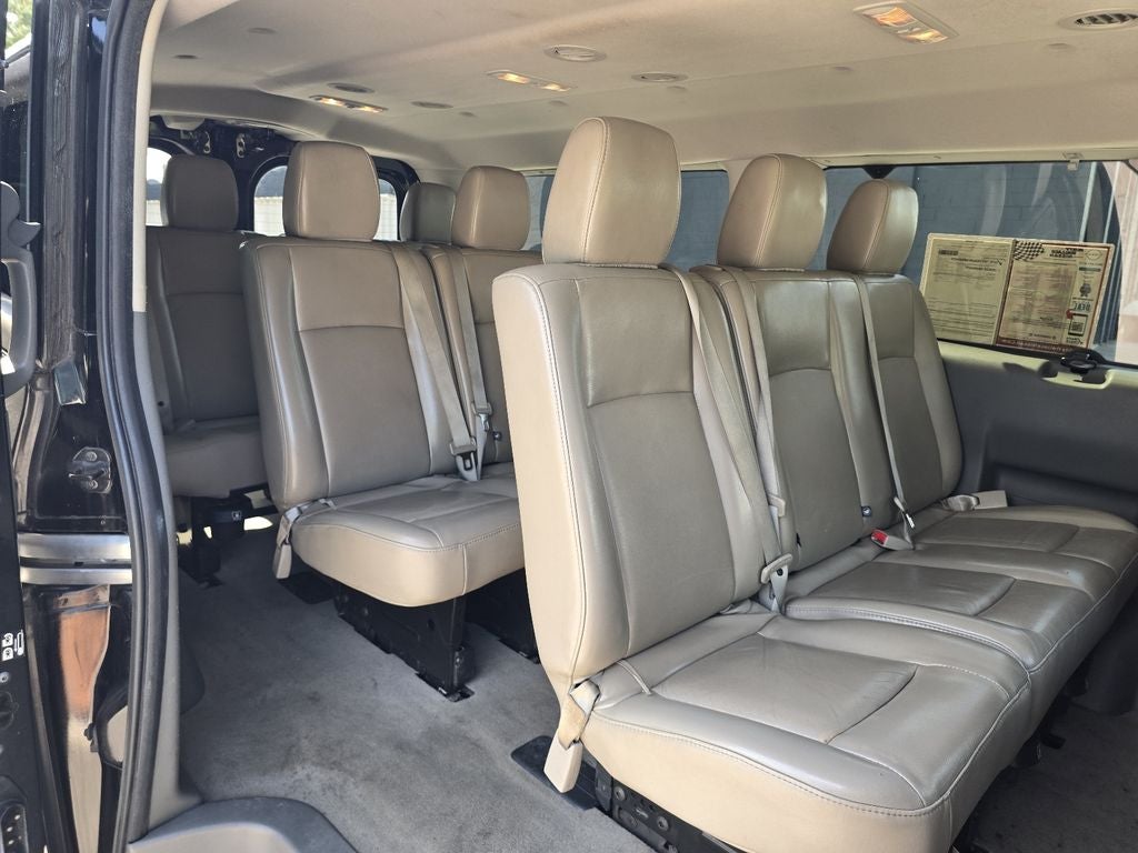 2016 Nissan NV3500 SL